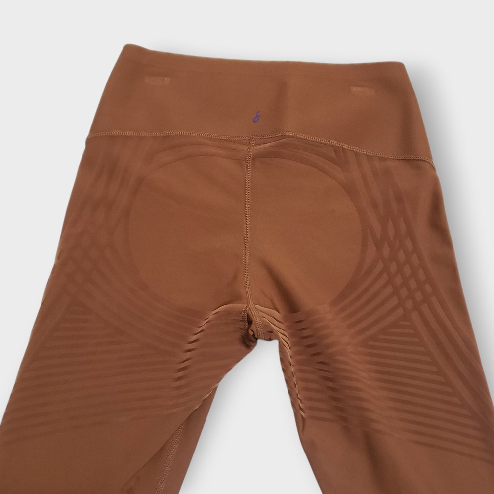 Fanka Body Sculpt 7/8 Leggings Clove Brown Size M Compression Reversible - Picture 5 of 16